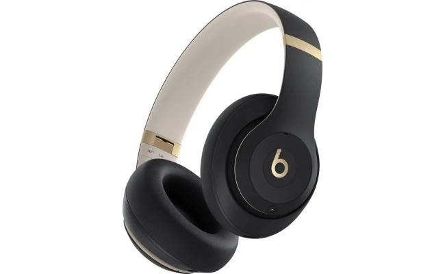 Beats Studio Pro - Premium Wireless Over-Ear Headphones- Up to 40-Hour Battery Life, Active Noise Cancelling, USB-C Lossless Audio, Apple & Android Compatible - Black & Gold